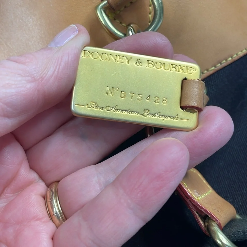 Dooney & Bourke authentic black